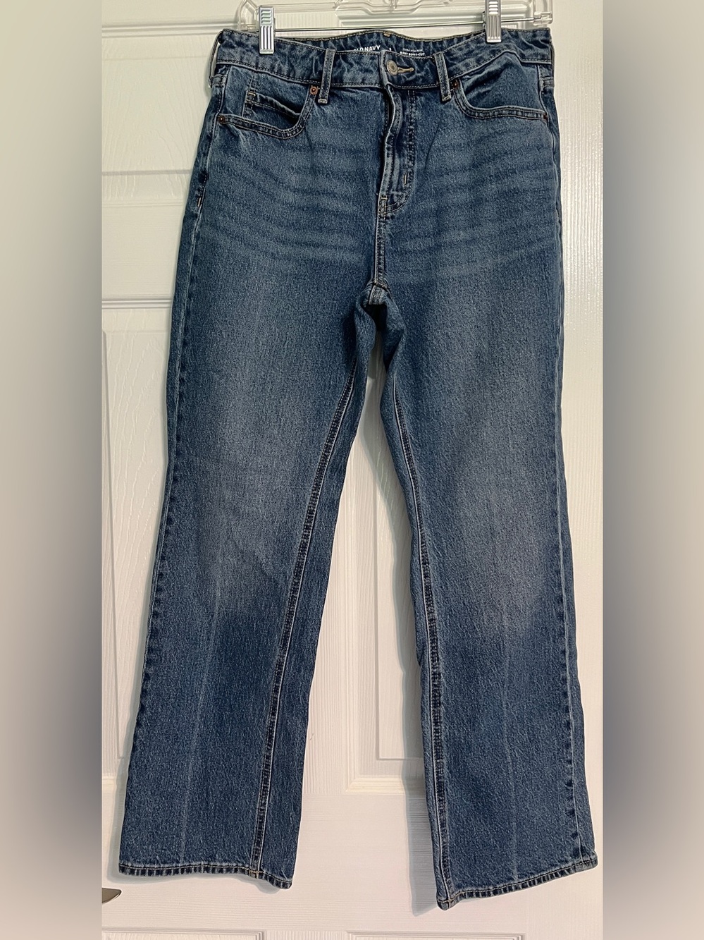 Old Navy Extra High-Waisted Baby Boot-Cut Jeans – Size 6 Petite